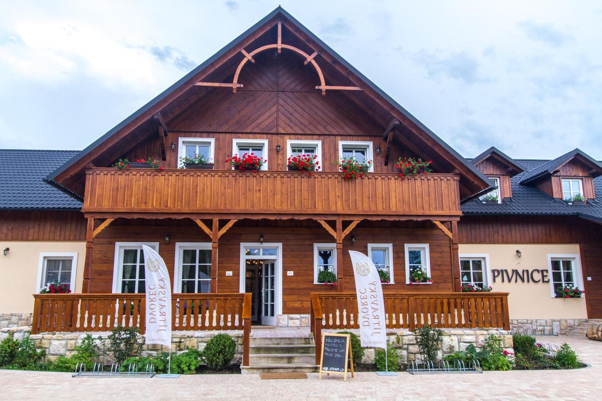 Apartmany Nad Stajemi - Jitravsky Dvorec Rynoltice Exterior foto